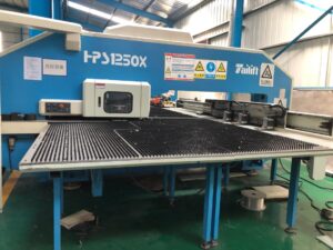 Poinçonneuse à tour rotative CNC HPS1250X Tailifu, Taiwan Poinçonneuse à tour rotative CNC HPS1250X Tailifu, Taiwan