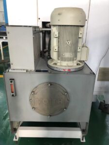 Poinçonneuse à tour rotative à commande numérique Jiangsu Yawei HPI3058 Poinçonneuse à tour rotative à commande numérique Jiangsu Yawei HPI3058